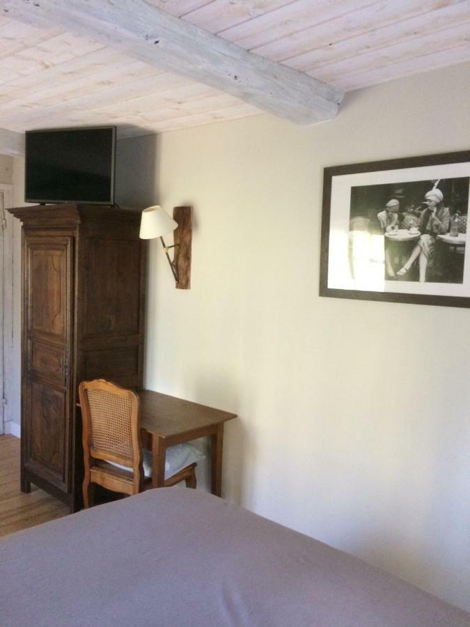 Bed and Breakfast La Ferme Des Vignes Hotot-en-Auge Exteriér fotografie